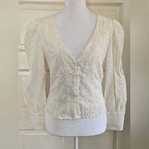 NWOT Olivaceous Cream Eyelet V-Neck Puff Sleeve Blouse